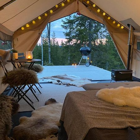 Glamping Tent With Amazing View In The Forest Torsby Exteriér fotografie